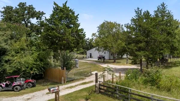 43 O'baya Bedias, TX 77831