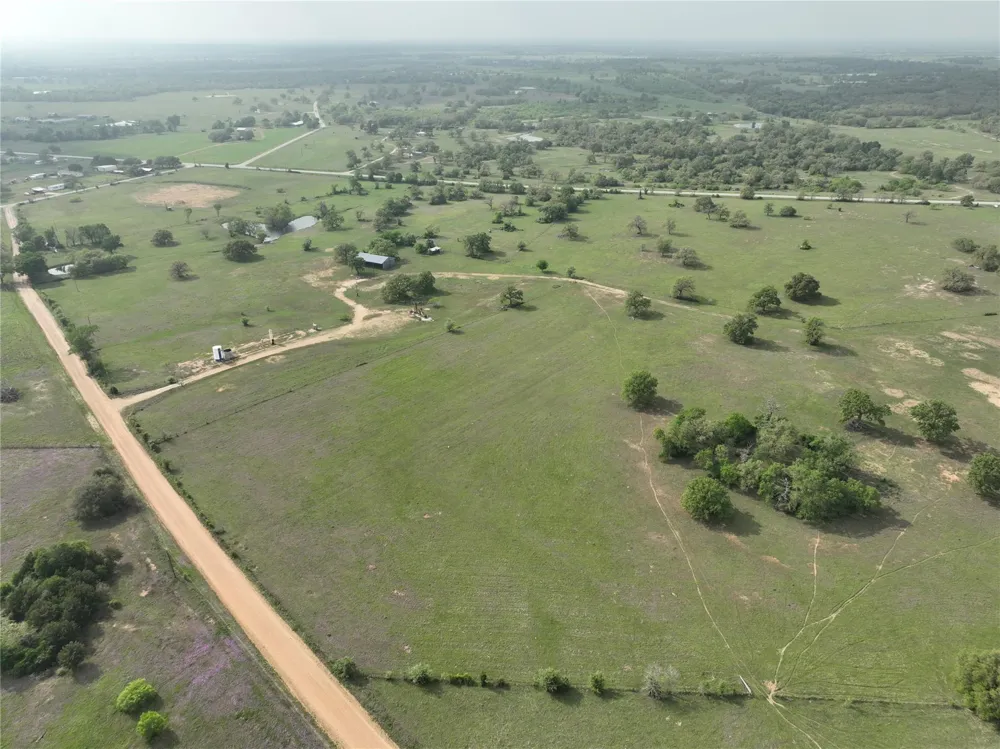 87 Fm 141 Giddings, TX 78942
