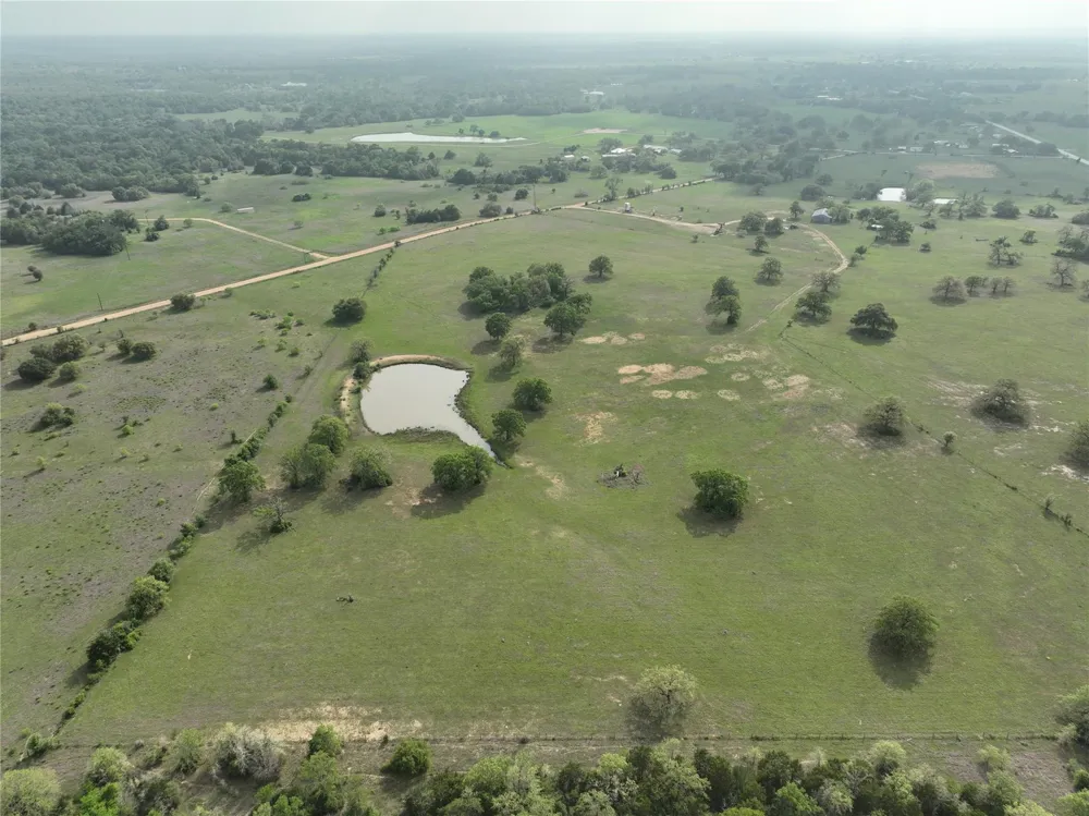 87 Fm 141 Giddings, TX 78942
