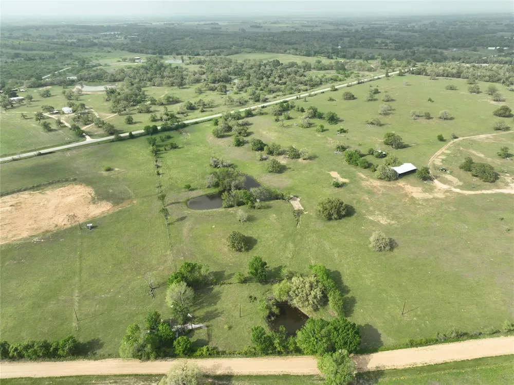 87 Fm 141 Giddings, TX 78942
