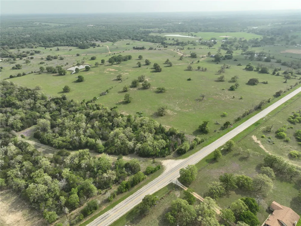 87 Fm 141 Giddings, TX 78942