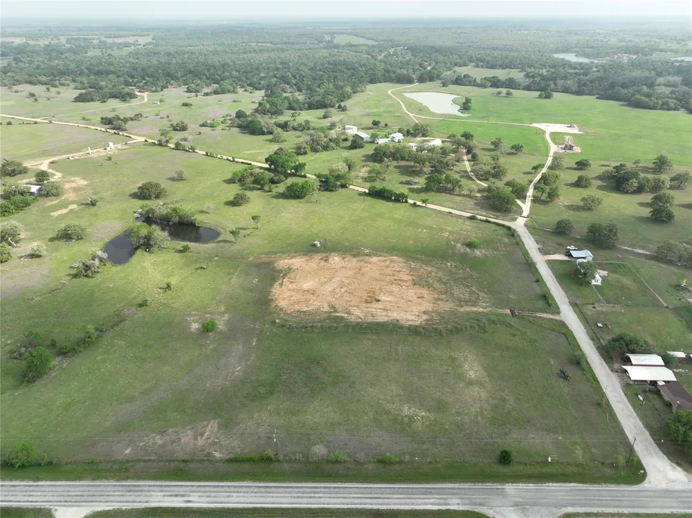 87 Fm 141 Giddings, TX 78942