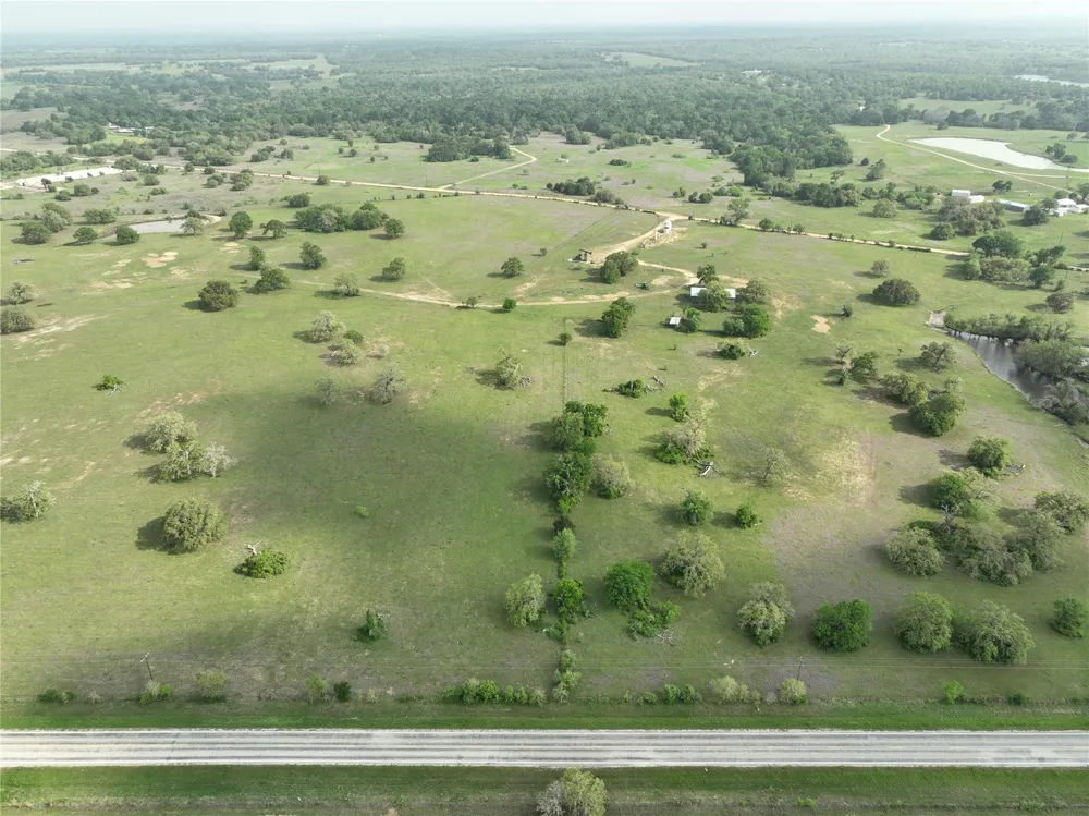 87 Fm 141 Giddings, TX 78942