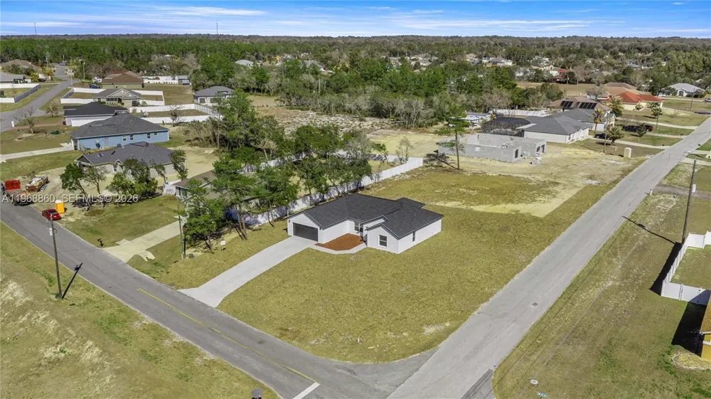 9989 SW 42nd Ave ocala, FL 34476