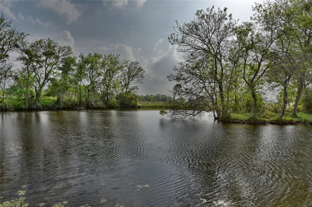 47 Fm 141 Giddings, TX 78942