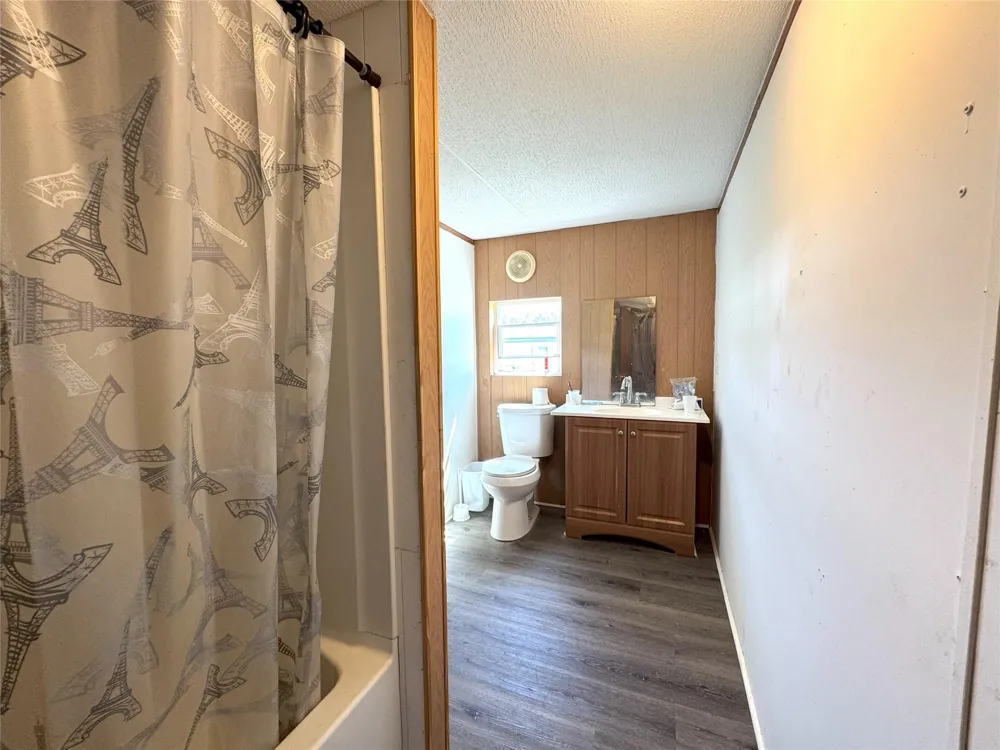 240 County Road 920 Mexia, TX 76667