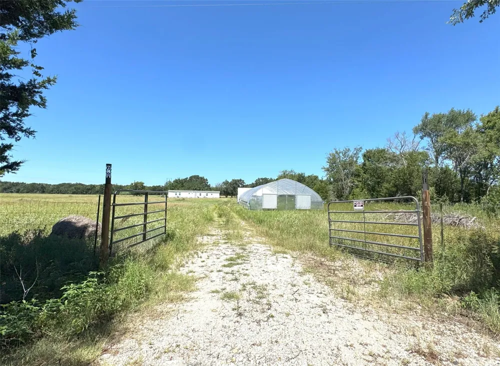 240 County Road 920 Mexia, TX 76667