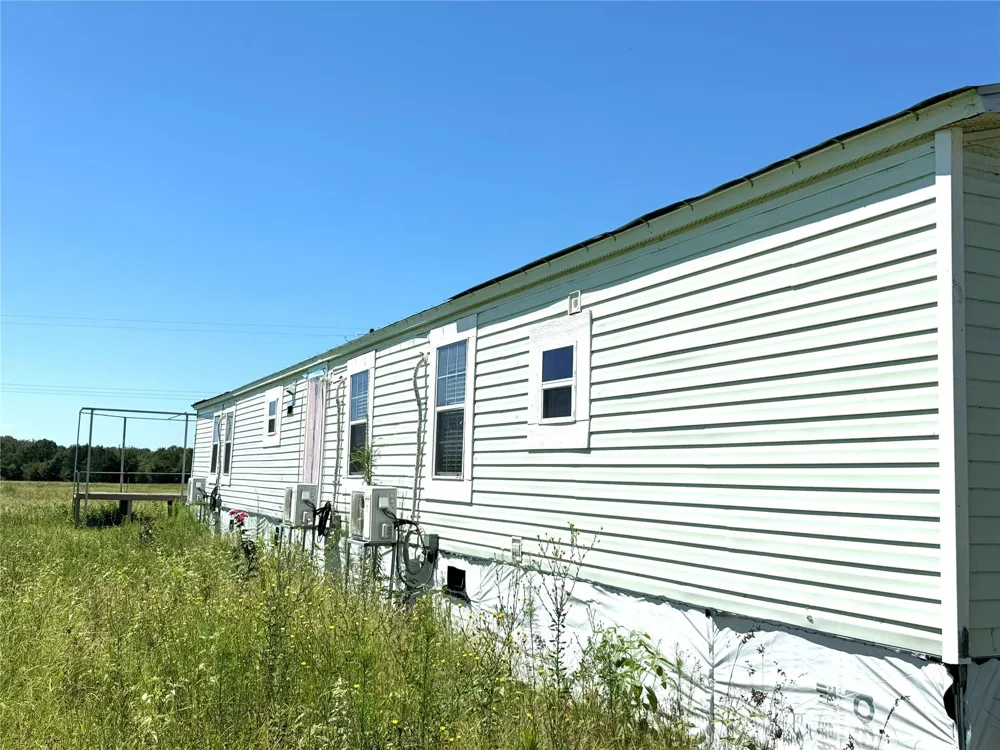 240 County Road 920 Mexia, TX 76667