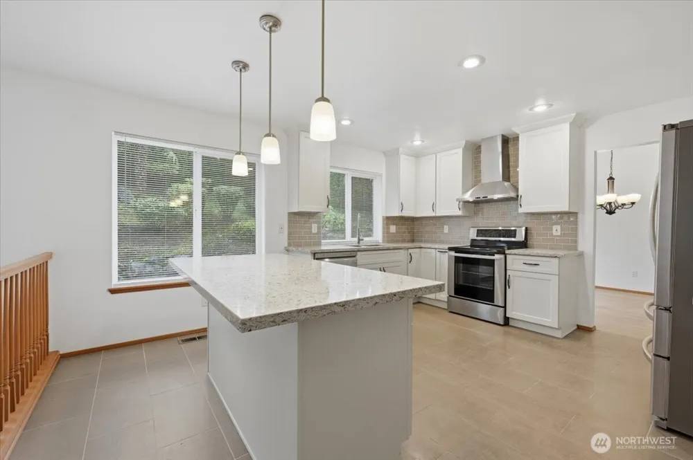 27213 32nd Place S Auburn, WA 98001