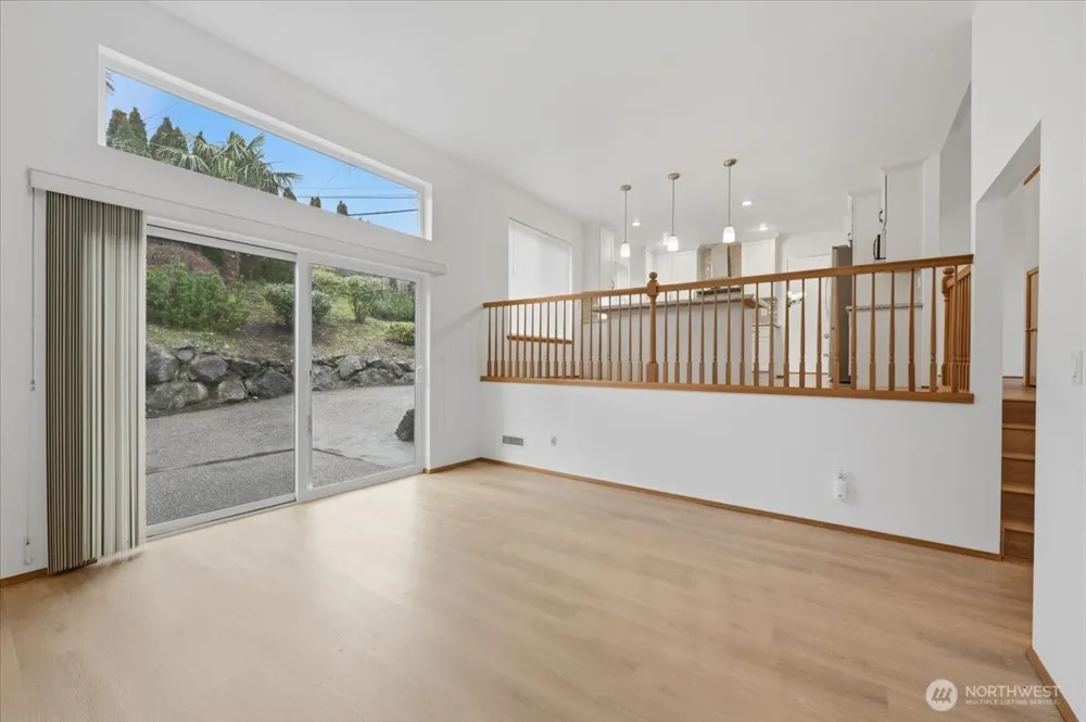 27213 32nd Place S Auburn, WA 98001
