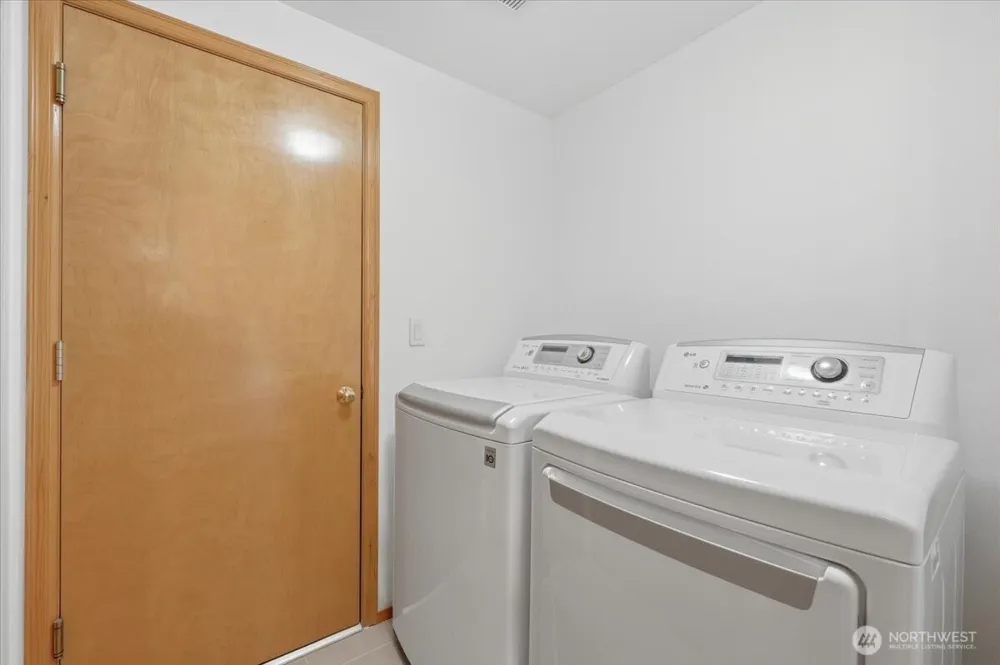 27213 32nd Place S Auburn, WA 98001