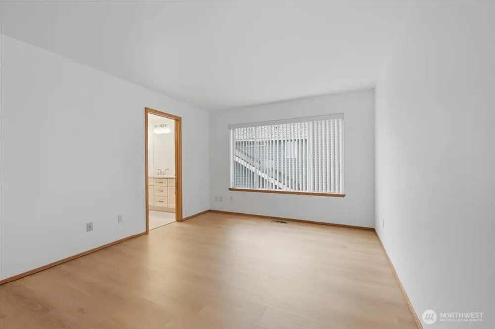 27213 32nd Place S Auburn, WA 98001