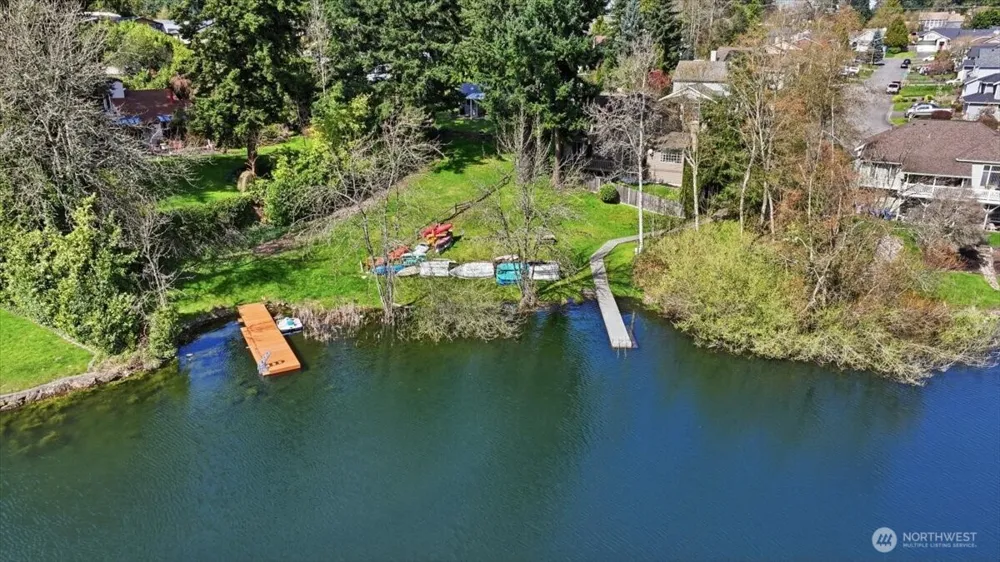 27213 32nd Place S Auburn, WA 98001