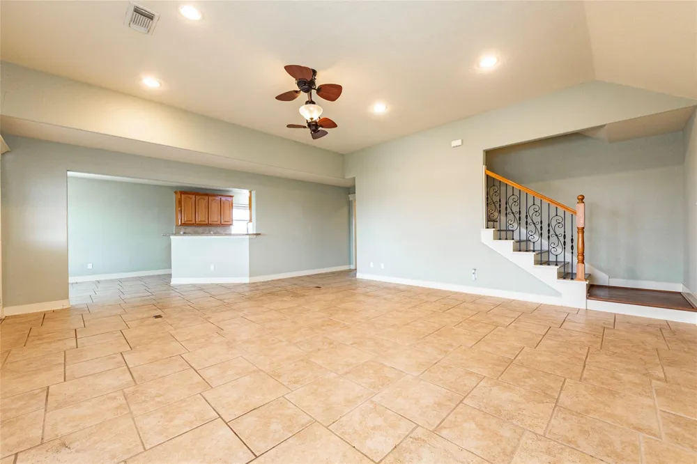 70 Tarpon Street Bayou Vista, TX 77563