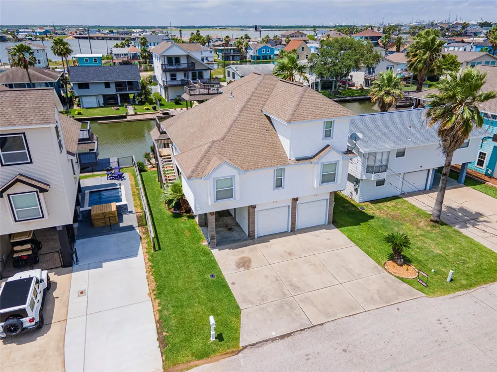 70 Tarpon Street Bayou Vista, TX 77563