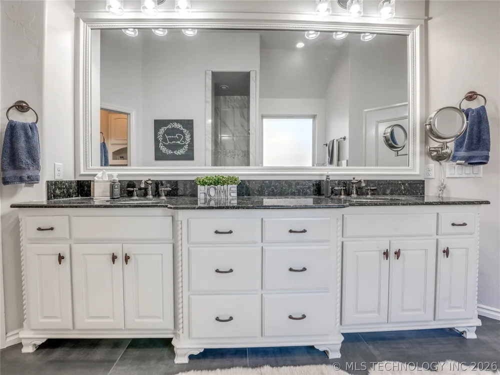 4617 Frisco Bridge Boulevard Edmond, OK 73034