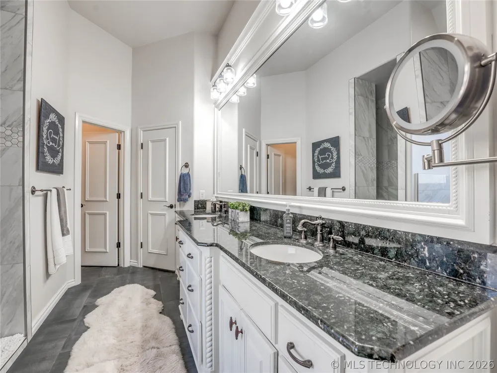 4617 Frisco Bridge Boulevard Edmond, OK 73034