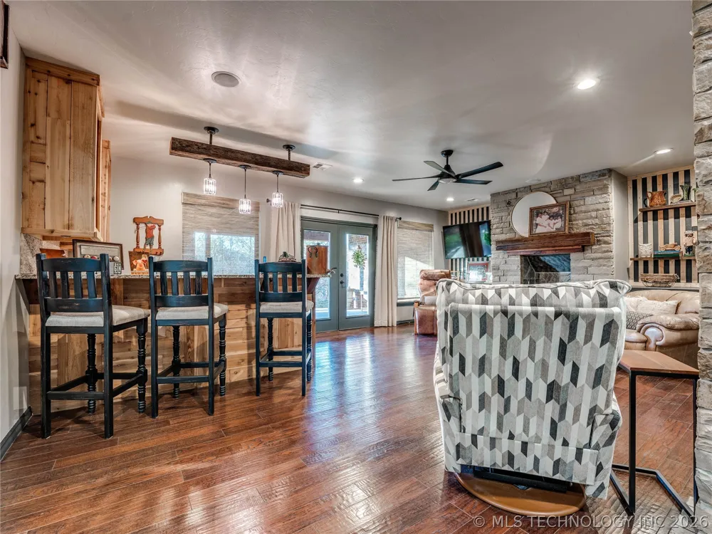 4617 Frisco Bridge Boulevard Edmond, OK 73034