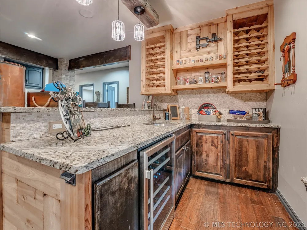 4617 Frisco Bridge Boulevard Edmond, OK 73034