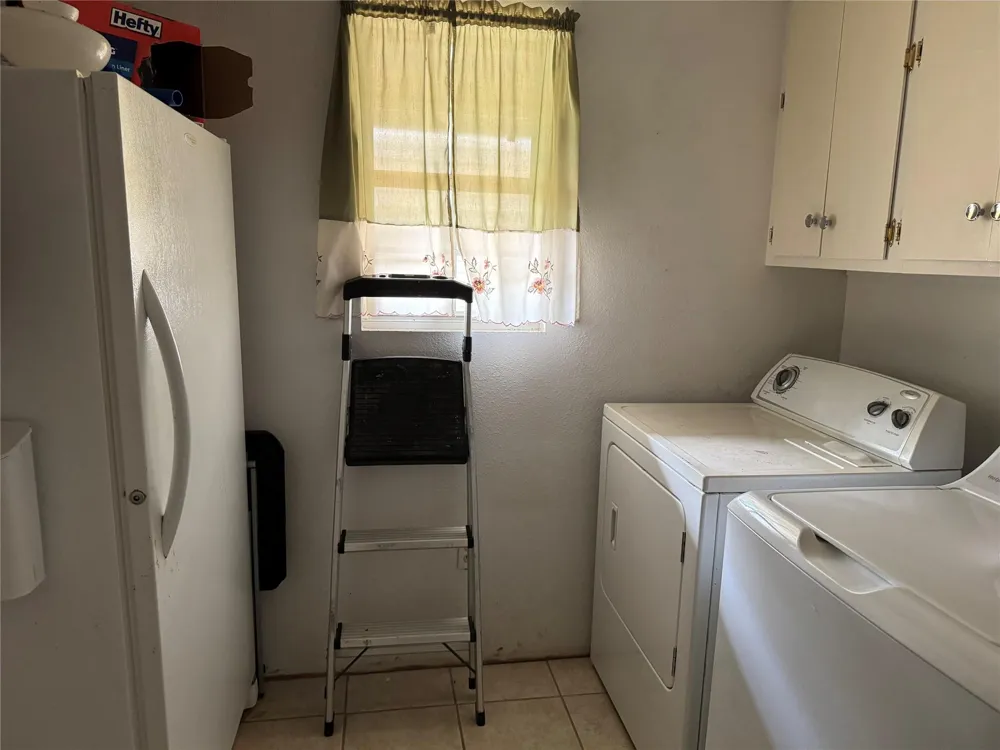 160 Belize Drive Point Blank, TX 77364