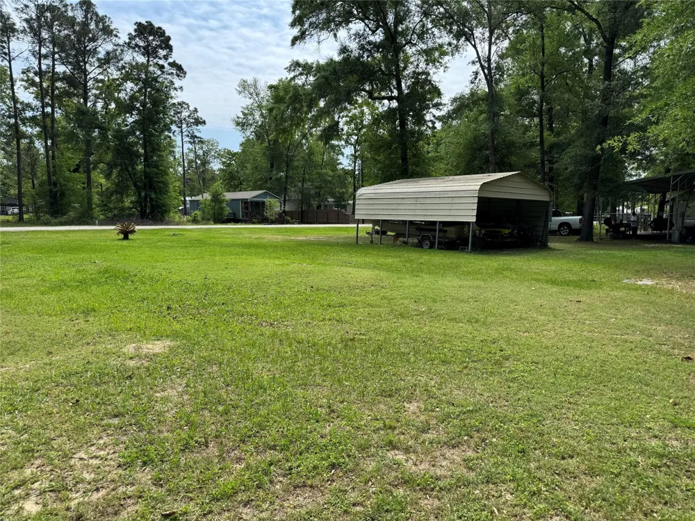 160 Belize Drive Point Blank, TX 77364