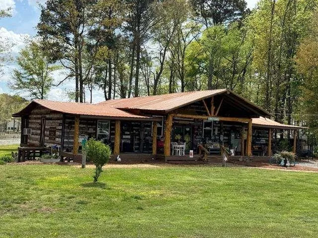 500 County Rd 496 Centre, AL 35960