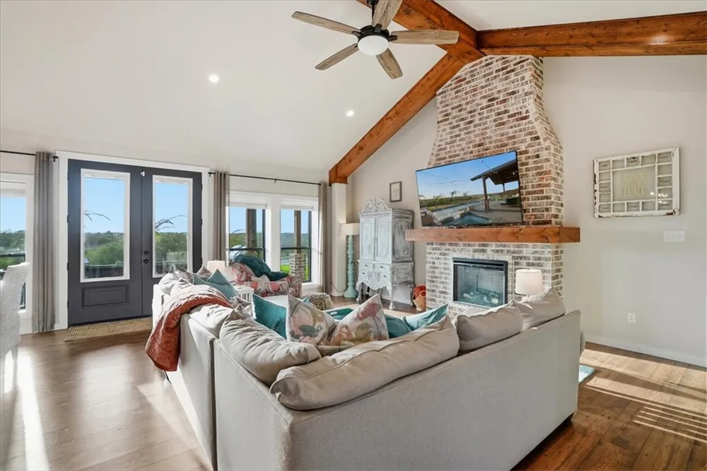 642 Nakishwana Sandia, TX 78383