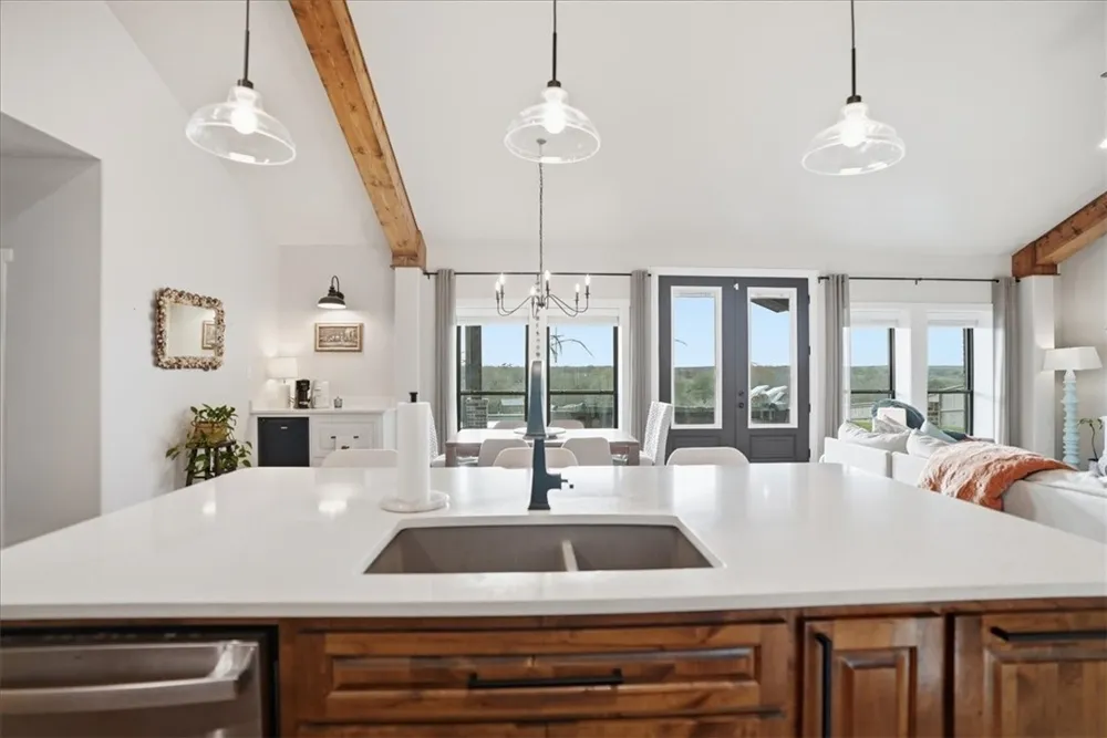642 Nakishwana Sandia, TX 78383