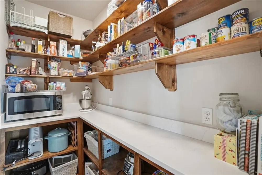 642 Nakishwana Sandia, TX 78383