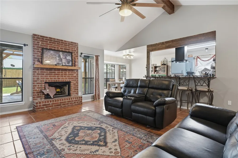 2169 Timberleaf Ingleside, TX 78362