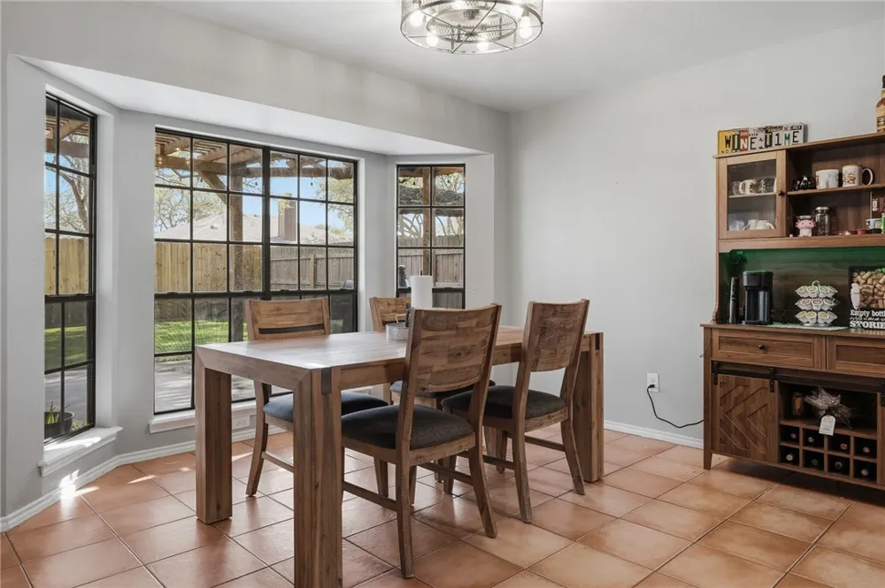2169 Timberleaf Ingleside, TX 78362