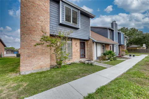 7130 Everhart #4