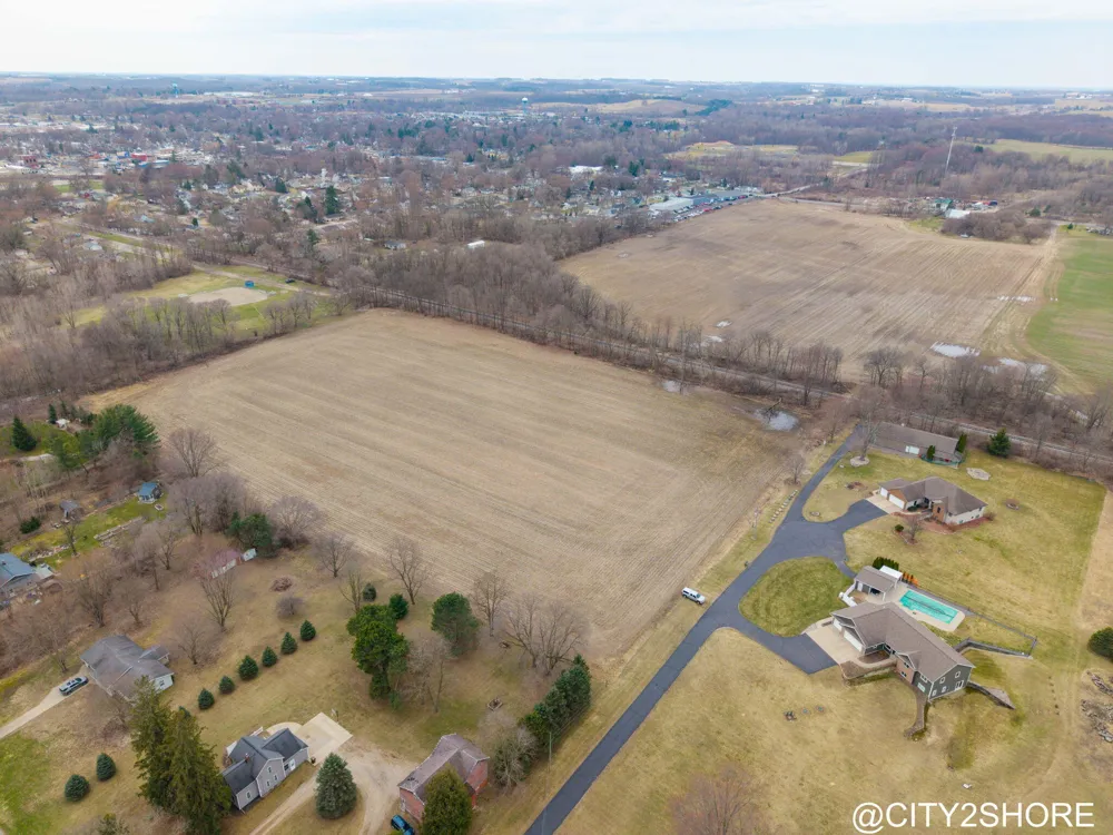 11250 Sparta Avenue NW Sparta, MI 49345