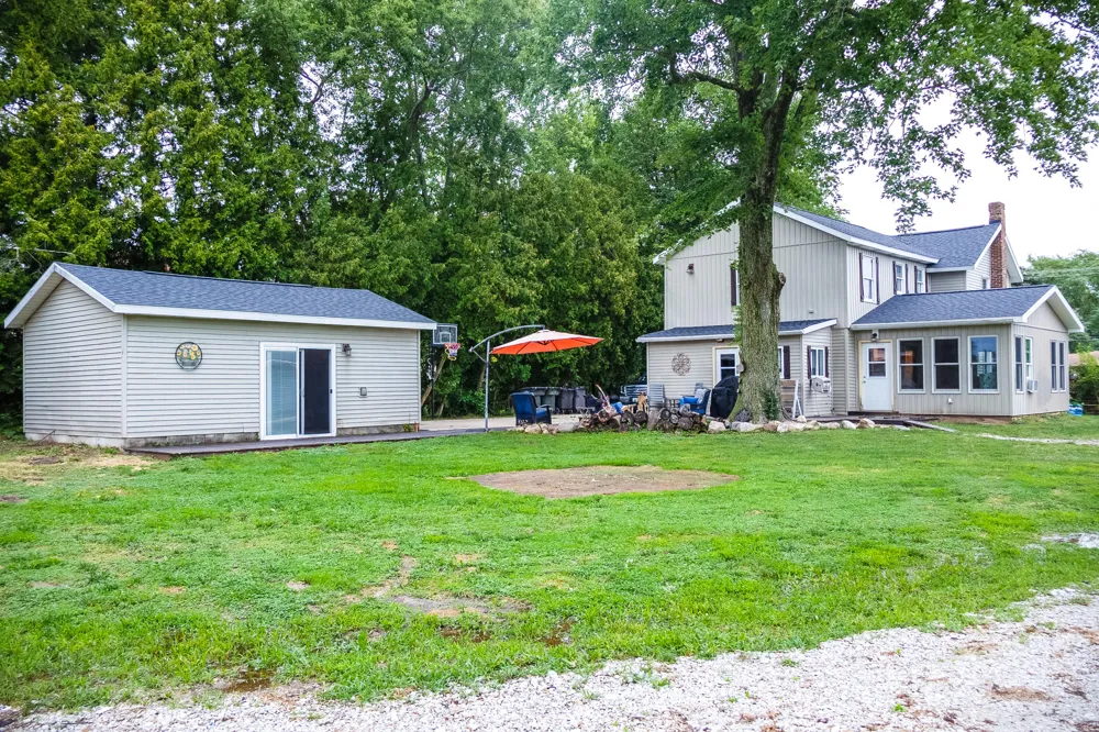 710 S Elm Street Three Oaks, MI 49128