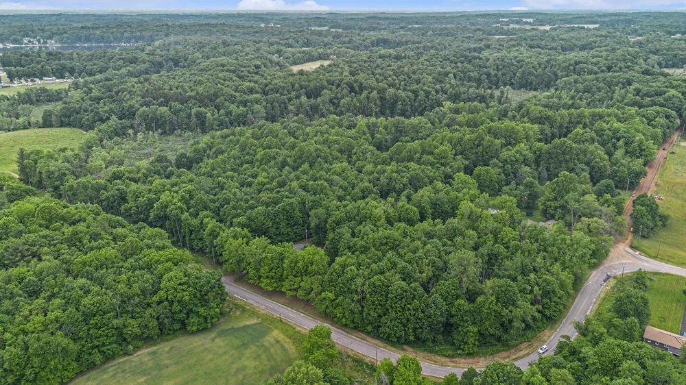 E Clear Lake Road Buchanan, MI 49107