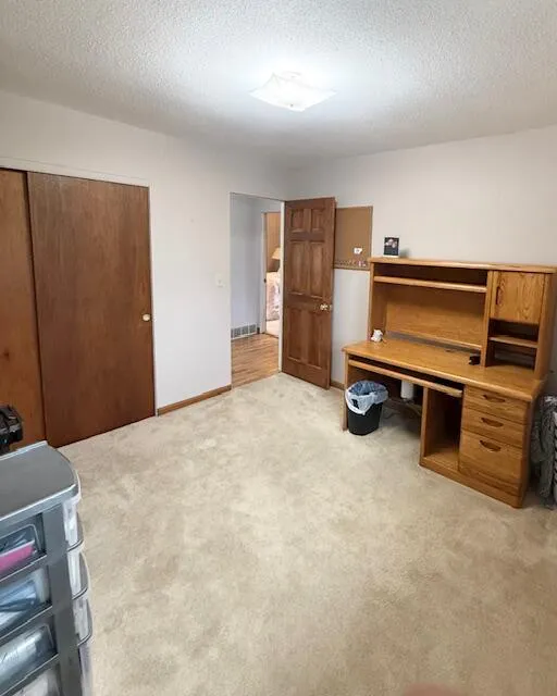 5586 Wendzel Drive Coloma, MI 49038