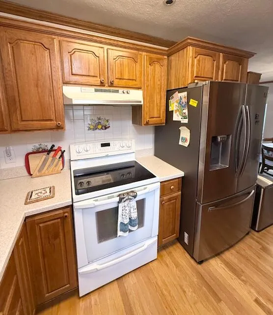 5586 Wendzel Drive Coloma, MI 49038