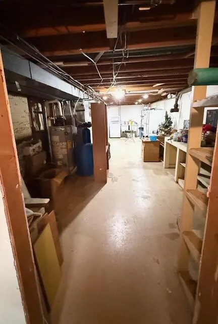 5586 Wendzel Drive Coloma, MI 49038