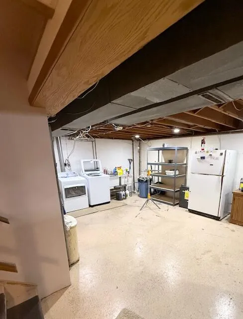5586 Wendzel Drive Coloma, MI 49038
