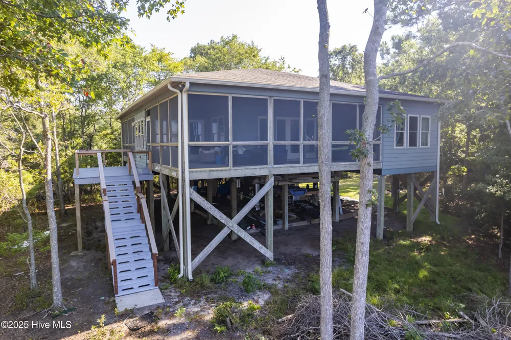452 Indian Bluff Drive Arapahoe, NC 28510