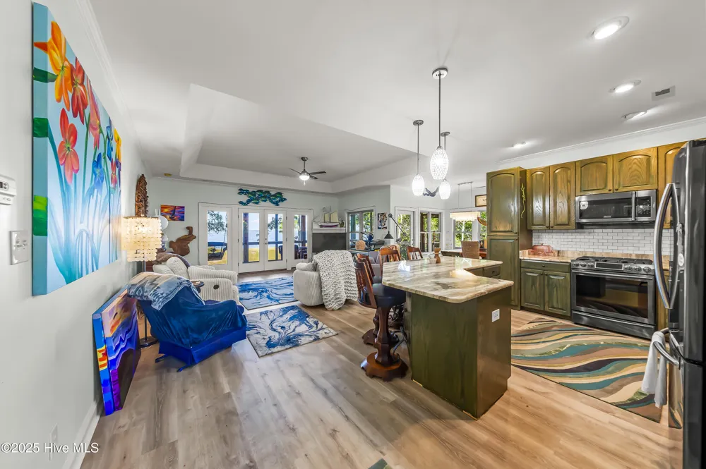 452 Indian Bluff Drive Arapahoe, NC 28510