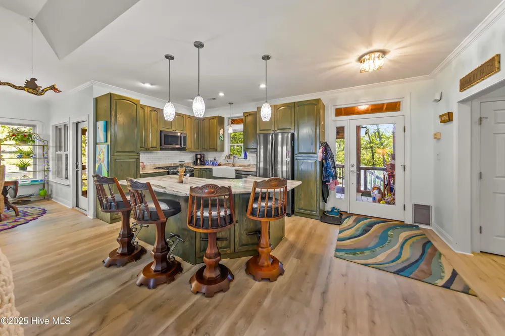 452 Indian Bluff Drive Arapahoe, NC 28510