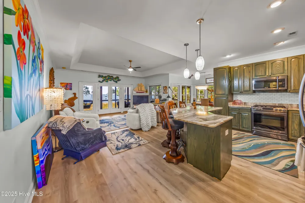 452 Indian Bluff Drive Arapahoe, NC 28510