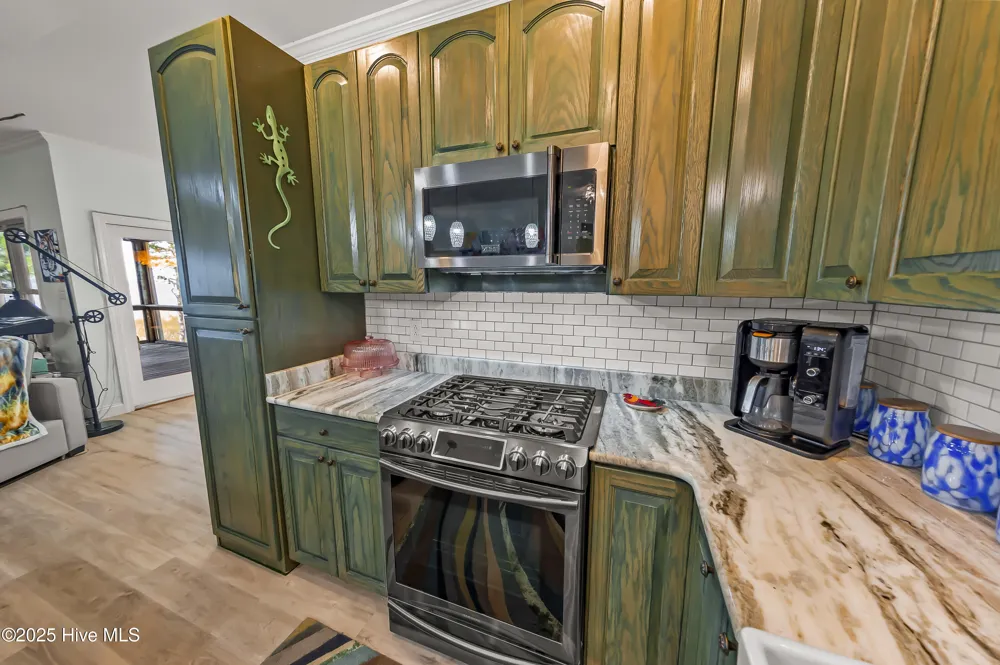 452 Indian Bluff Drive Arapahoe, NC 28510