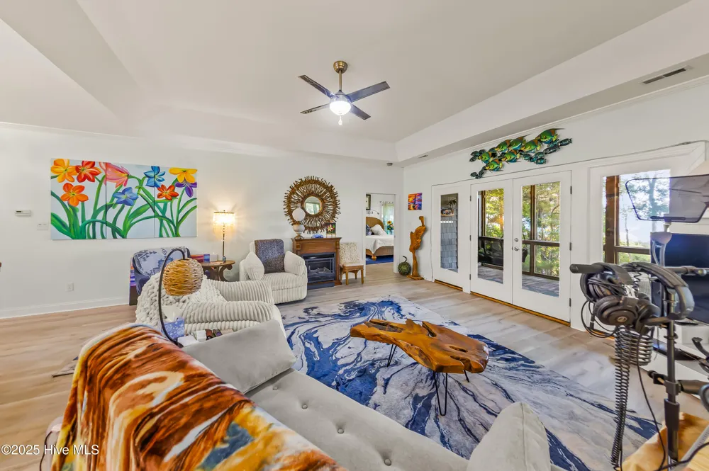 452 Indian Bluff Drive Arapahoe, NC 28510