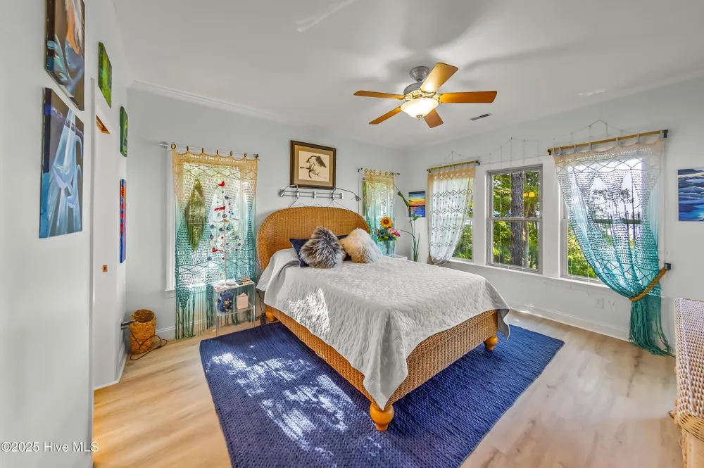 452 Indian Bluff Drive Arapahoe, NC 28510