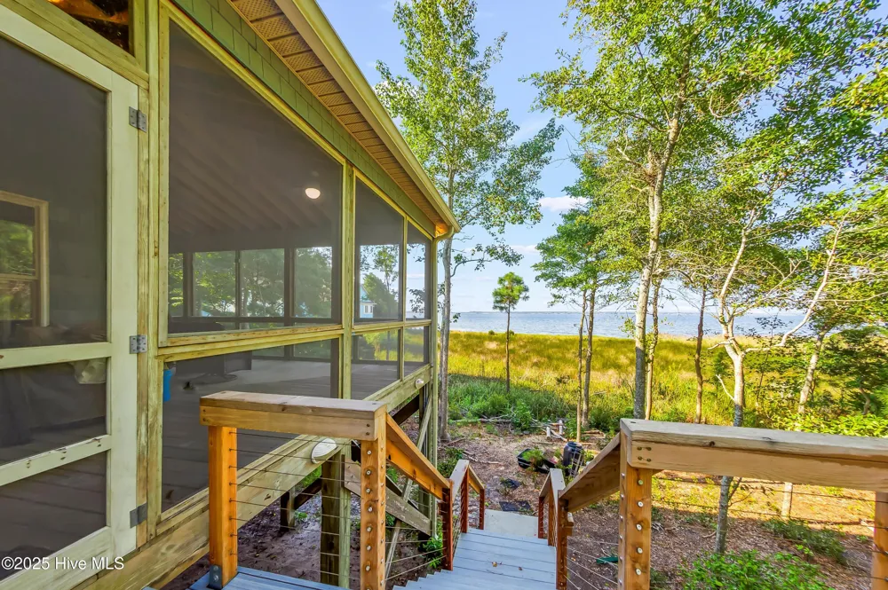 452 Indian Bluff Drive Arapahoe, NC 28510