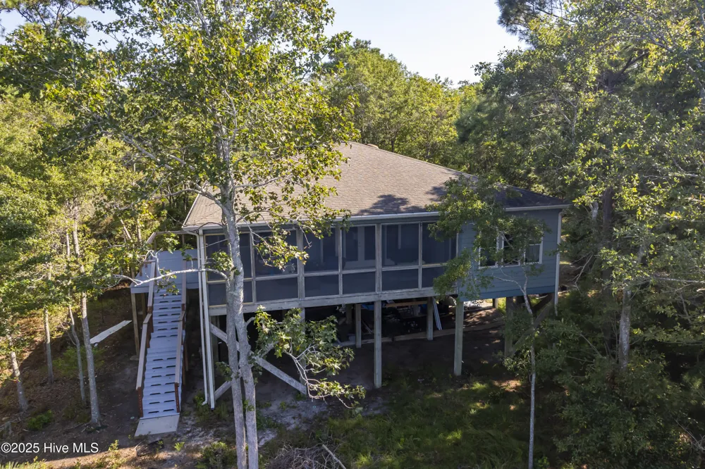 452 Indian Bluff Drive Arapahoe, NC 28510