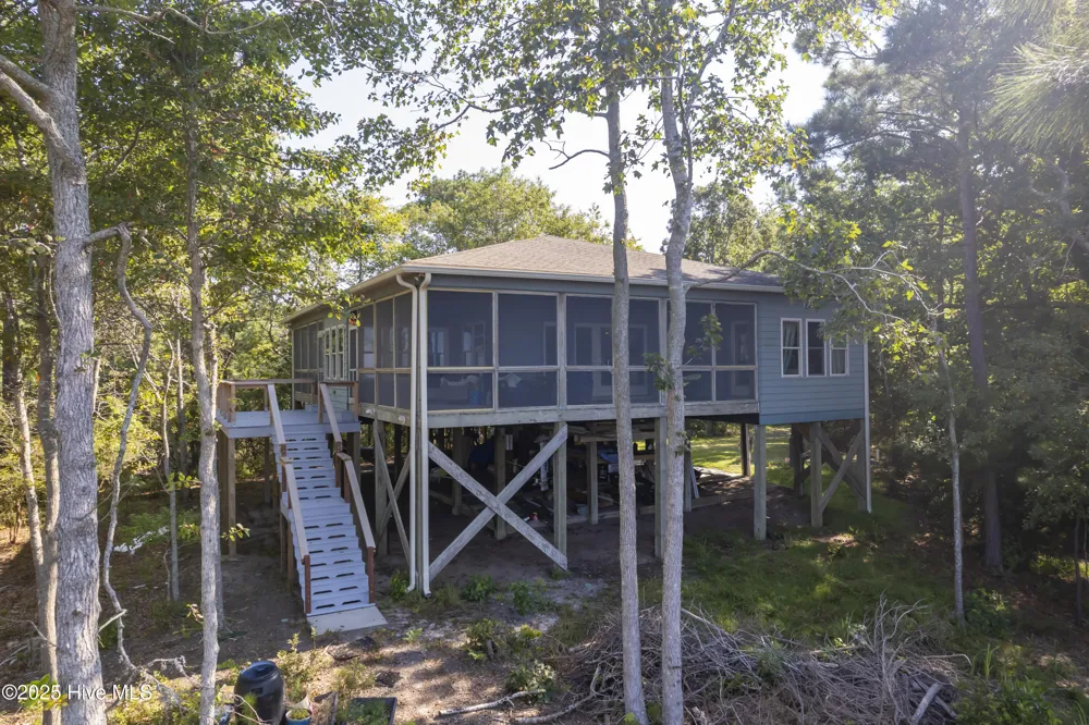 452 Indian Bluff Drive Arapahoe, NC 28510