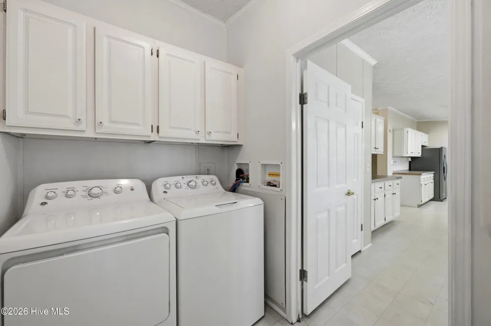 2639 Nc Highway 211 Clarkton, NC 28433
